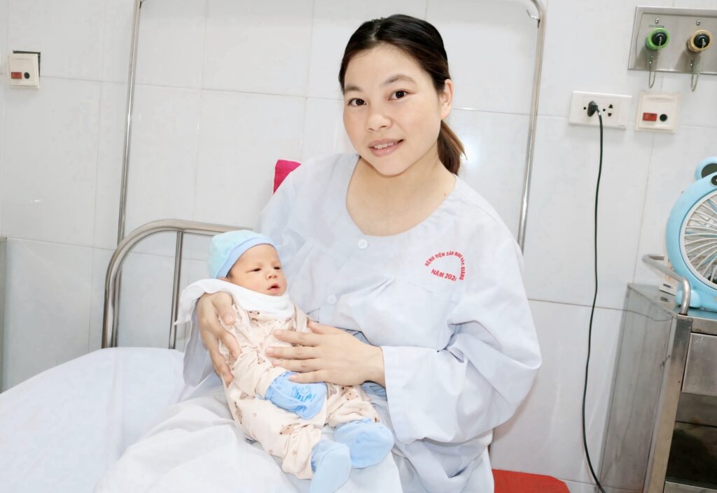 sinh con tự nhiên